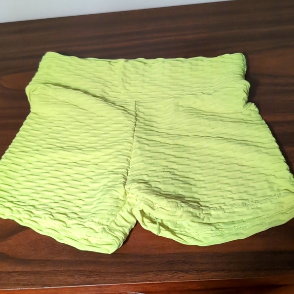 Women Workout Shorts Brazilian Textured - Picture 2 of 2